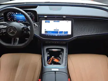 2026 Mercedes-Benz E-Класс с пробегом 7 318 км