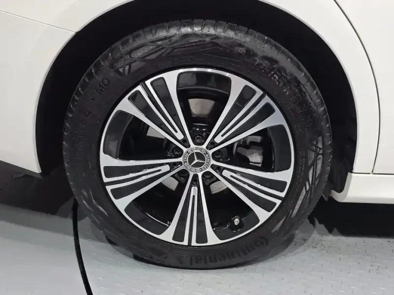 2025 Mercedes-Benz E-Класс с пробегом 8 537 км