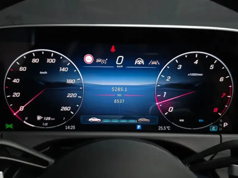 2025 Mercedes-Benz E-Класс с пробегом 8 537 км