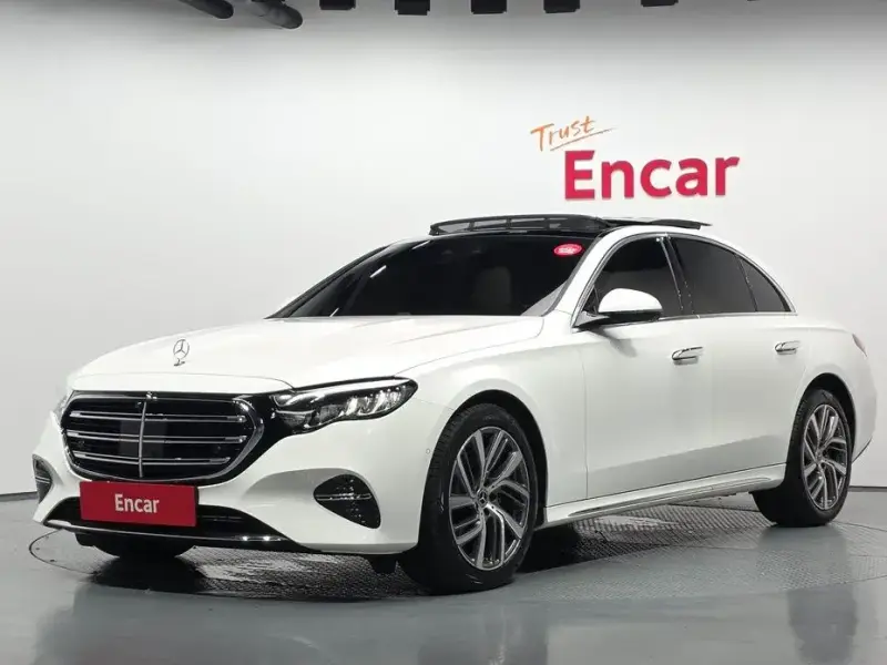2025 Mercedes-Benz E-Класс с пробегом 18 581 км