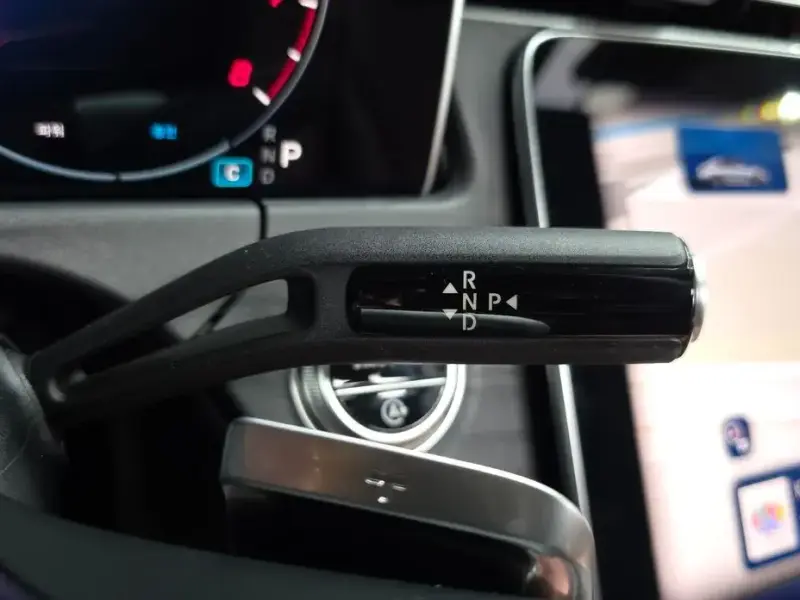 2025 Mercedes-Benz E-Класс с пробегом 8 537 км