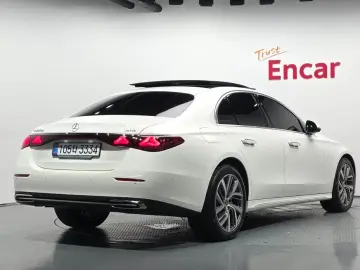 2025 Mercedes-Benz E-Класс с пробегом 18 581 км