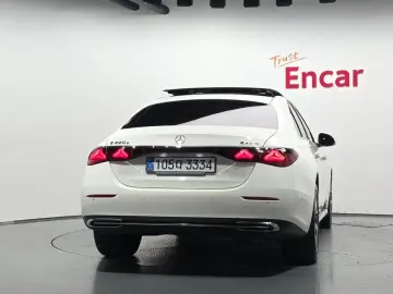 2025 Mercedes-Benz E-Класс с пробегом 18 581 км