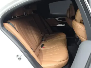 2025 Mercedes-Benz E-Класс с пробегом 8 537 км