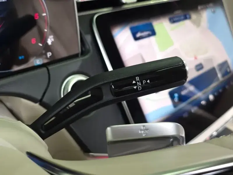 2025 Mercedes-Benz E-Класс с пробегом 18 581 км