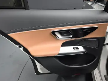 2025 Mercedes-Benz E-Класс с пробегом 8 537 км