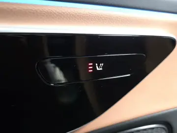 2025 Mercedes-Benz E-Класс с пробегом 8 537 км