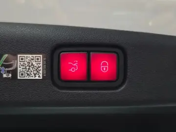 2025 Mercedes-Benz E-Класс с пробегом 8 537 км