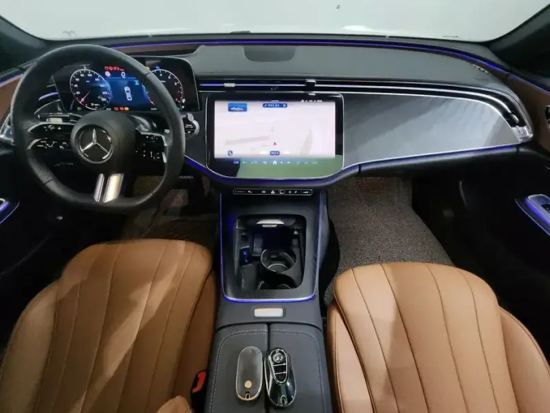 2025 Mercedes-Benz E-Класс с пробегом 9 055 км