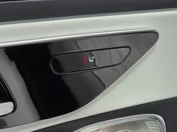 2025 Mercedes-Benz E-Класс с пробегом 21 371 км