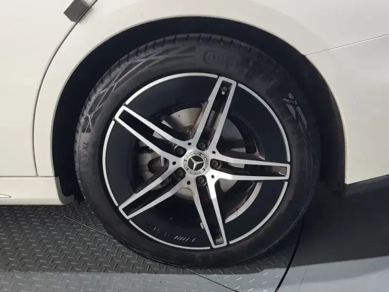 2025 Mercedes-Benz E-Класс с пробегом 9 055 км