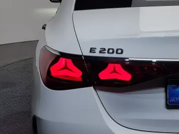 2025 Mercedes-Benz E-Класс с пробегом 9 055 км
