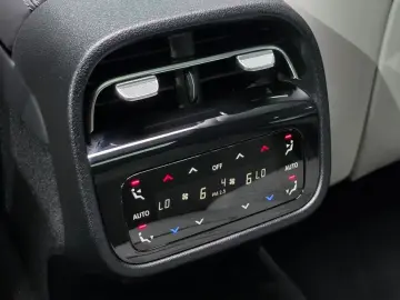 2025 Mercedes-Benz E-Класс с пробегом 21 371 км