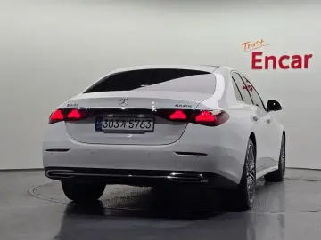 2024 Mercedes-Benz E-Класс с пробегом 31 597 км