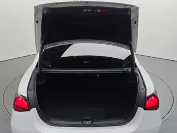 2024 Mercedes-Benz E-Класс с пробегом 31 597 км