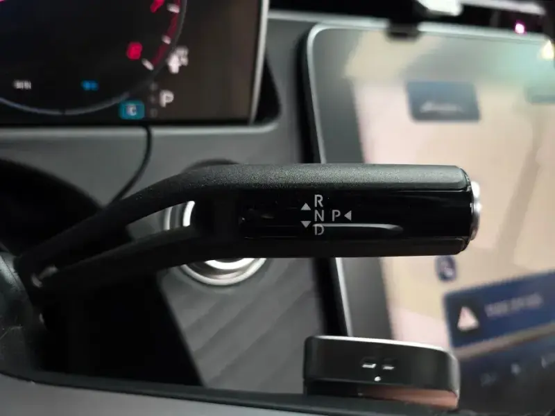 2025 Mercedes-Benz E-Класс с пробегом 4 453 км