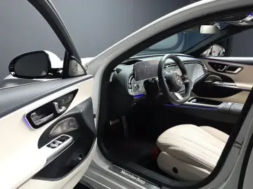 2025 Mercedes-Benz E-Класс с пробегом 4 453 км