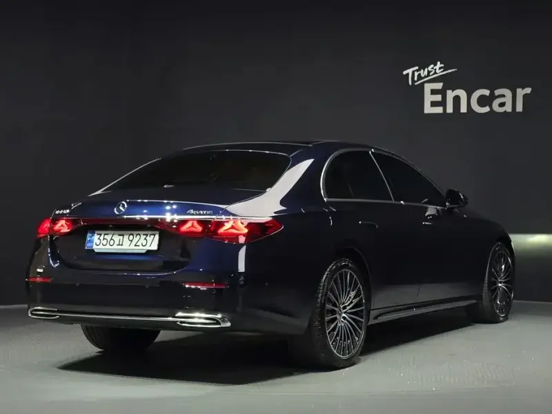 2024 Mercedes-Benz E-Класс с пробегом 19 586 км