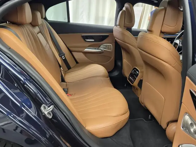 2024 Mercedes-Benz E-Класс с пробегом 19 586 км