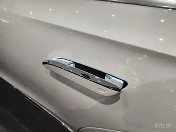 2024 Mercedes-Benz E-Класс с пробегом 12 980 км