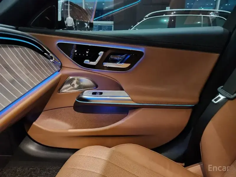 2024 Mercedes-Benz E-Класс с пробегом 12 980 км