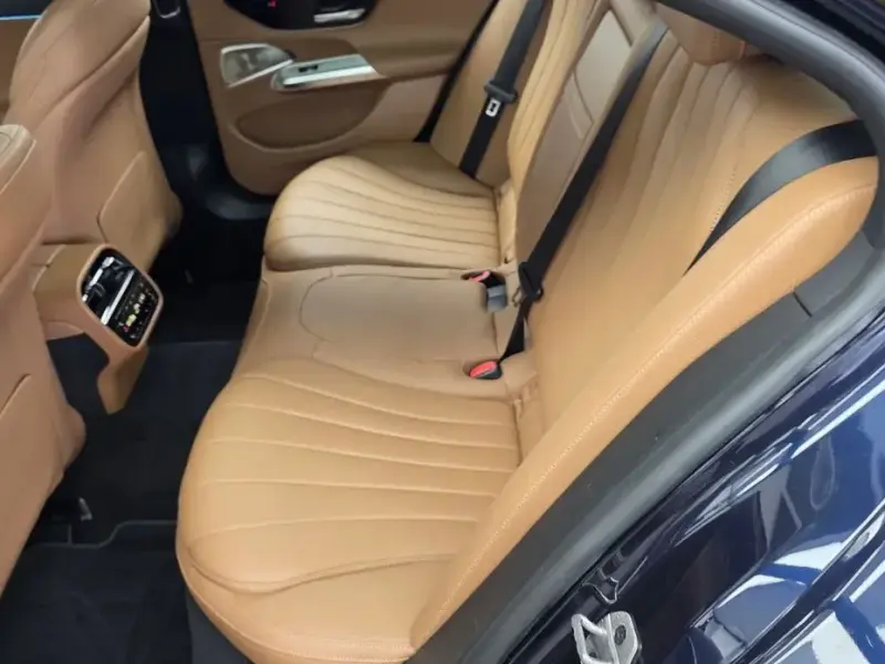 2024 Mercedes-Benz E-Класс с пробегом 19 586 км