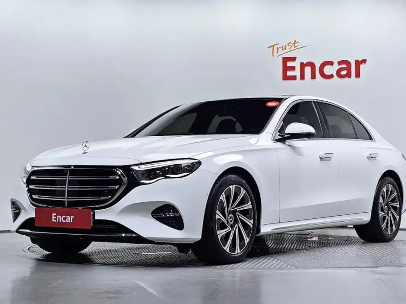2025 Mercedes-Benz E-Класс с пробегом 4 190 км
