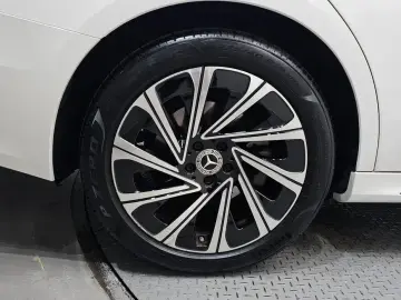 2025 Mercedes-Benz E-Класс с пробегом 4 190 км