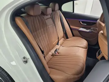 2025 Mercedes-Benz E-Класс с пробегом 4 190 км
