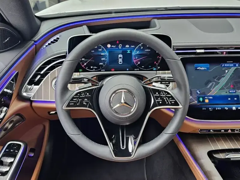2025 Mercedes-Benz E-Класс с пробегом 4 190 км