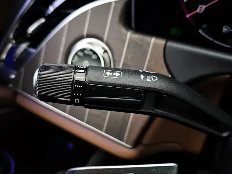 2025 Mercedes-Benz E-Класс с пробегом 4 190 км