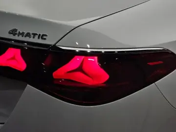 2025 Mercedes-Benz E-Класс с пробегом 4 190 км