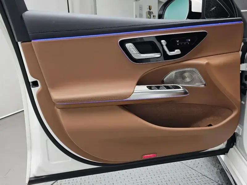 2025 Mercedes-Benz E-Класс с пробегом 4 190 км