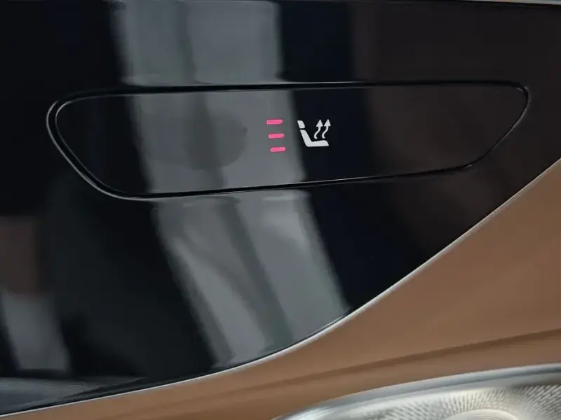 2025 Mercedes-Benz E-Класс с пробегом 4 190 км