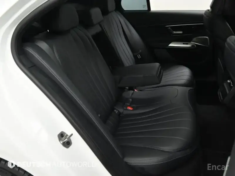 2025 Mercedes-Benz E-Класс с пробегом 9 997 км