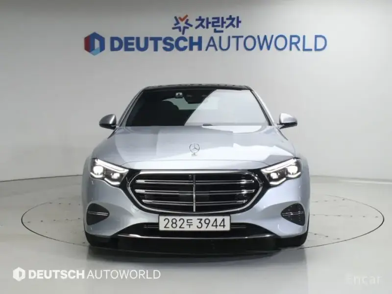 2025 Mercedes-Benz E-Класс с пробегом 14 600 км