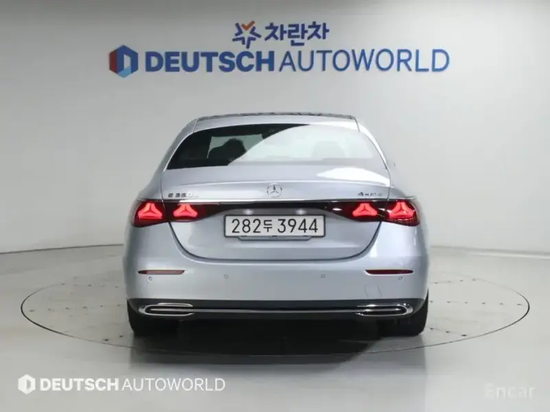 2025 Mercedes-Benz E-Класс с пробегом 14 600 км