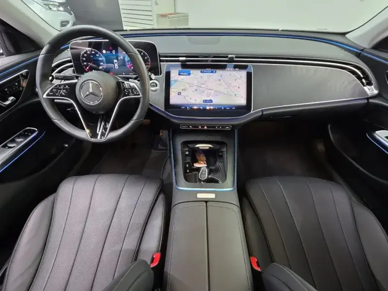 2024 Mercedes-Benz E-Класс с пробегом 28 601 км