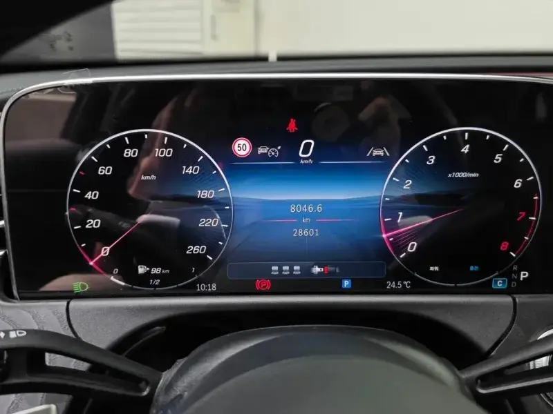 2024 Mercedes-Benz E-Класс с пробегом 28 601 км