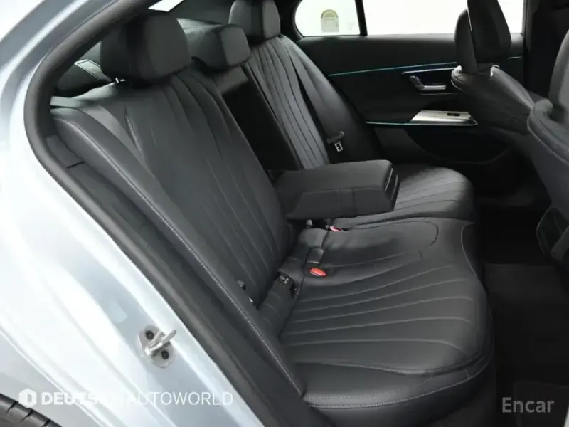 2025 Mercedes-Benz E-Класс с пробегом 14 600 км