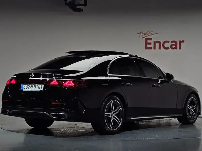 2025 Mercedes-Benz E-Класс с пробегом 20 666 км