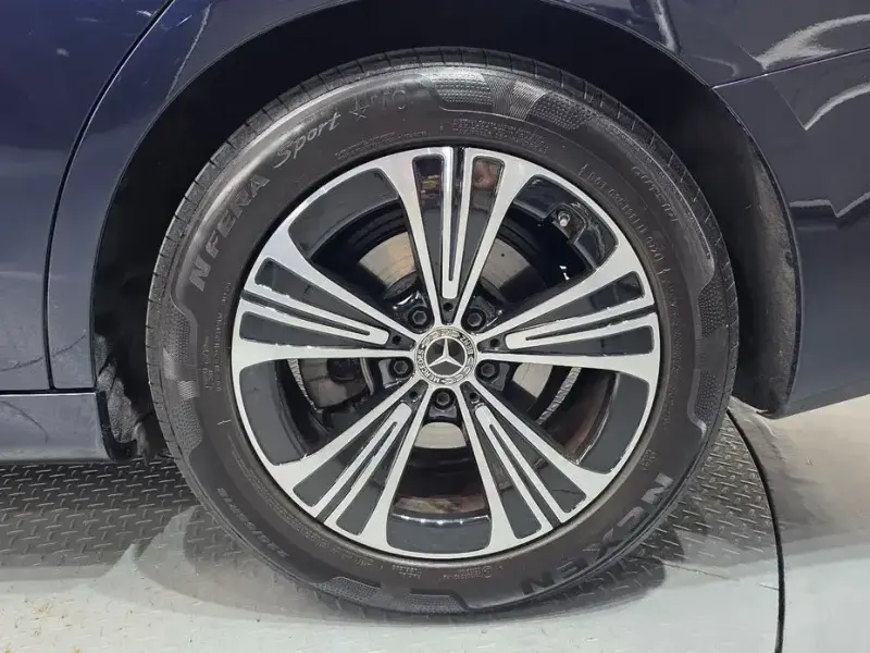 2024 Mercedes-Benz E-Класс с пробегом 28 601 км