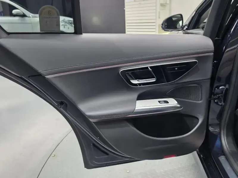 2024 Mercedes-Benz E-Класс с пробегом 28 601 км