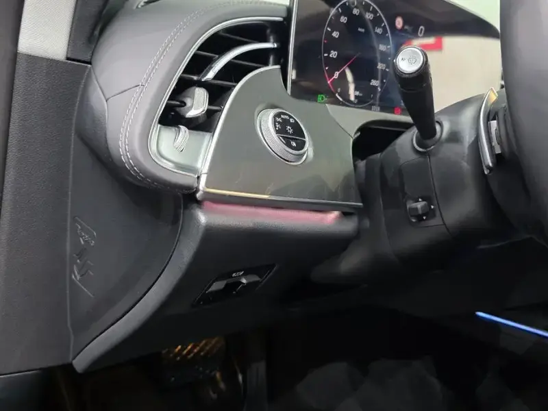 2024 Mercedes-Benz E-Класс с пробегом 28 601 км