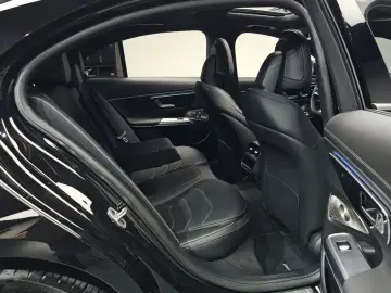 2025 Mercedes-Benz E-Класс с пробегом 20 666 км