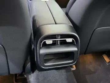 2024 Mercedes-Benz E-Класс с пробегом 28 601 км