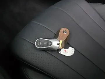 2024 Mercedes-Benz E-Класс с пробегом 28 601 км