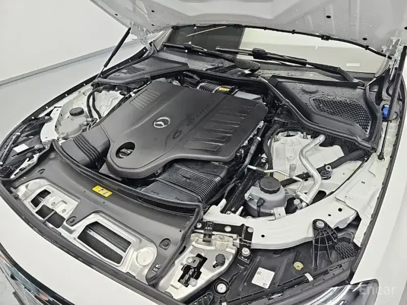 2025 Mercedes-Benz E-Класс с пробегом 9 537 км