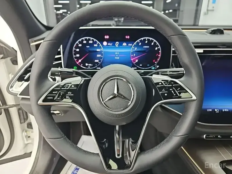 2025 Mercedes-Benz E-Класс с пробегом 9 537 км