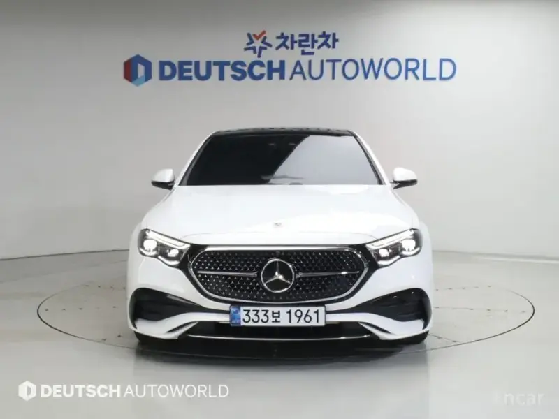 2025 Mercedes-Benz E-Класс с пробегом 17 293 км